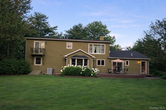1 Rapp Hill Road, New Paltz, NY 12561