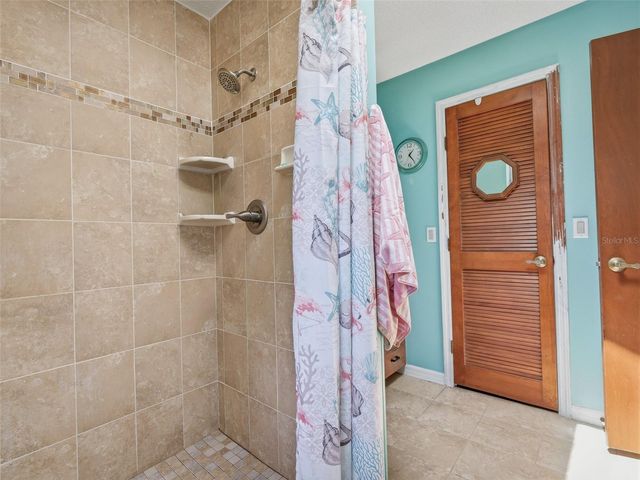 1915 KUMQUAT DRIVE, Edgewater, FL 32141