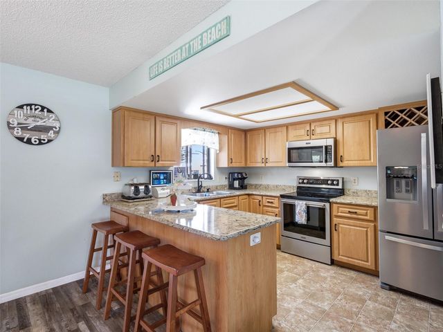 1915 KUMQUAT DRIVE, Edgewater, FL 32141