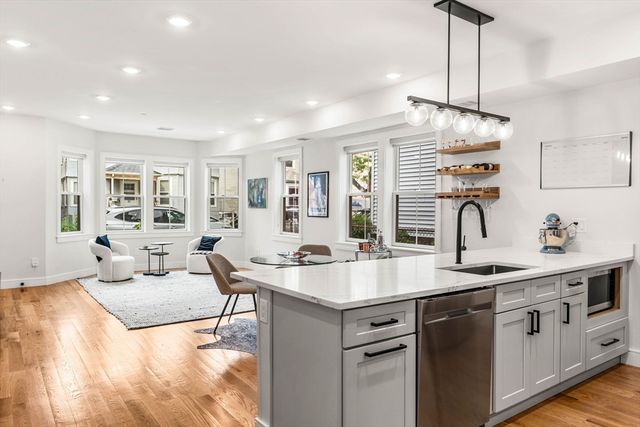 34 Dorset St 1A, Boston, MA 02125