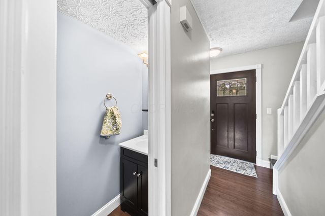 914 Windbourne Street, Columbus, OH 43230