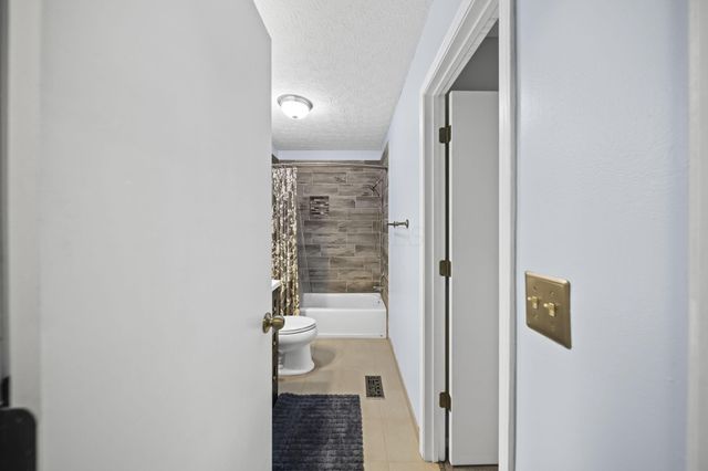 914 Windbourne Street, Columbus, OH 43230