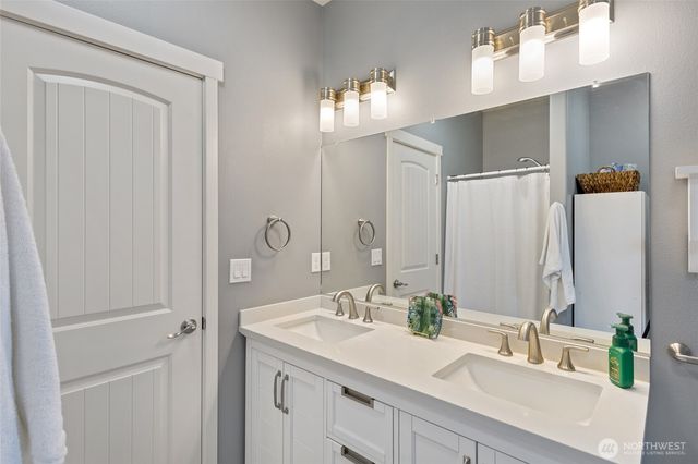 219 S Sybel Lane, Moses Lake, WA 98837