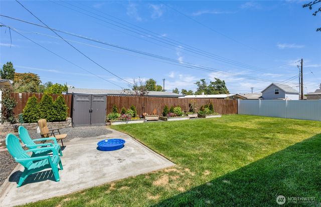 219 S Sybel Lane, Moses Lake, WA 98837