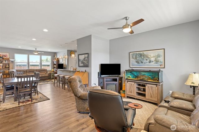 219 S Sybel Lane, Moses Lake, WA 98837