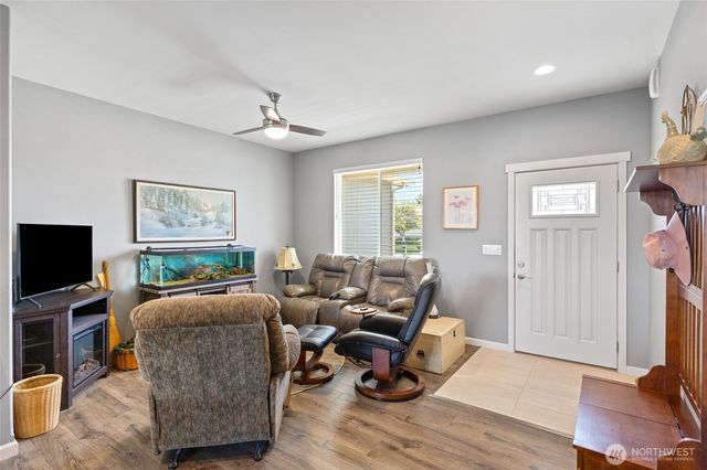 219 S Sybel Lane, Moses Lake, WA 98837
