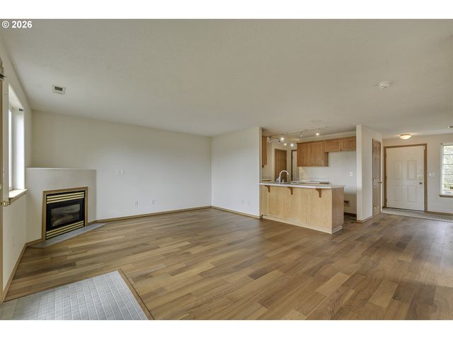 190 Ne SKYLAR St, Hillsboro, OR 97124