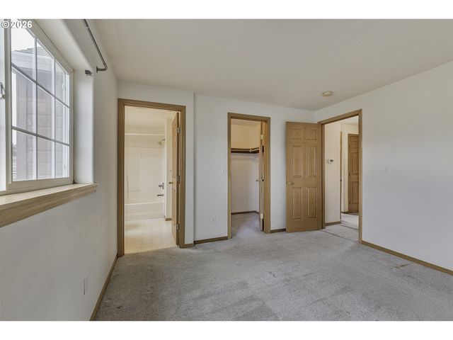 190 Ne SKYLAR St, Hillsboro, OR 97124