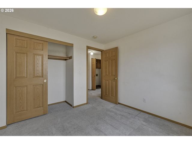 190 Ne SKYLAR St, Hillsboro, OR 97124