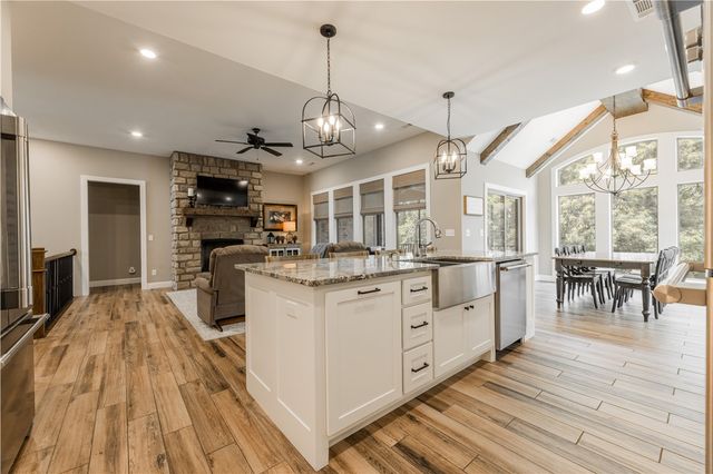 21808 Friendship View Road, Springdale, AR 72764