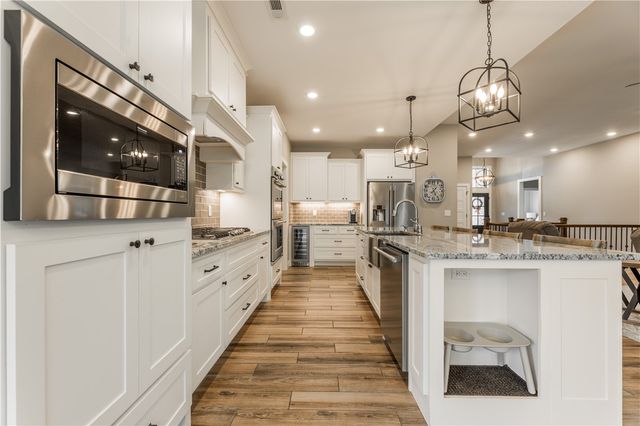 21808 Friendship View Road, Springdale, AR 72764