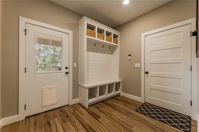21808 Friendship View Road, Springdale, AR 72764