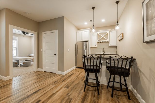 21808 Friendship View Road, Springdale, AR 72764