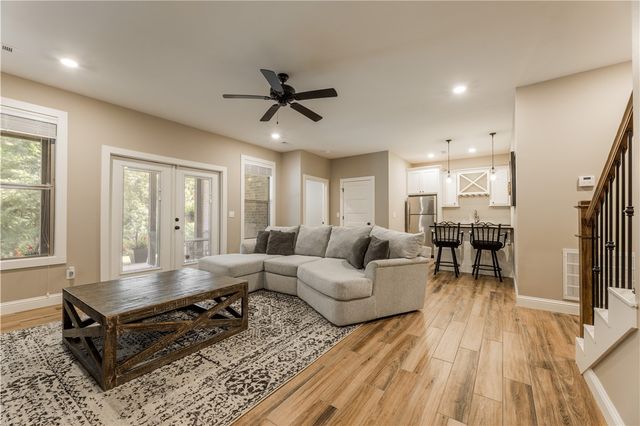 21808 Friendship View Road, Springdale, AR 72764