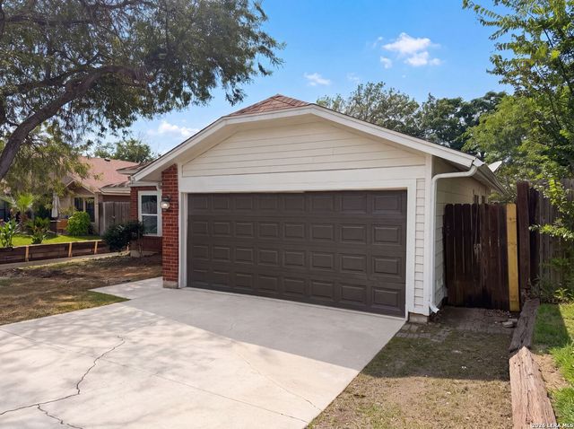7339 LONGING TRL, San Antonio, TX 78244