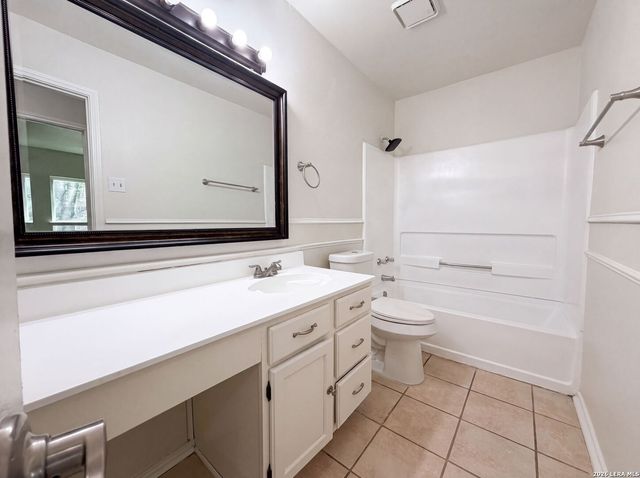 7339 LONGING TRL, San Antonio, TX 78244