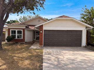 7339 LONGING TRL, San Antonio, TX 78244