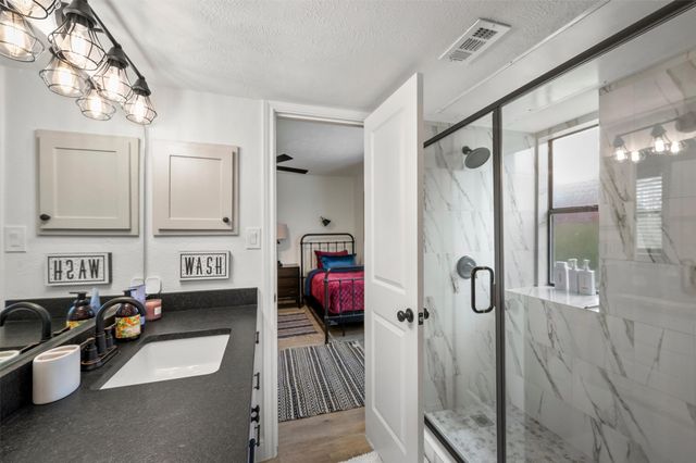 161 Henry M Chandler Drive, Rockwall, TX 75032