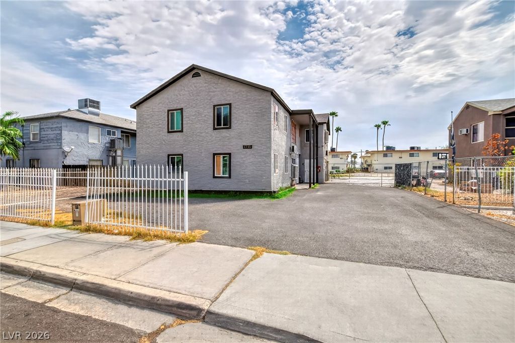 1715 Santa Paula Drive, Las Vegas, NV 89104 — photo 3