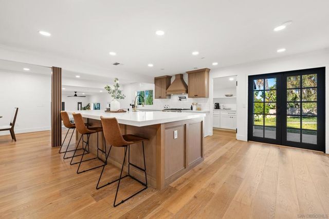 16021 Pomerado, Poway, CA 92064