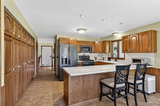 4119 Beach Ridge Road, Pendleton, NY 14120