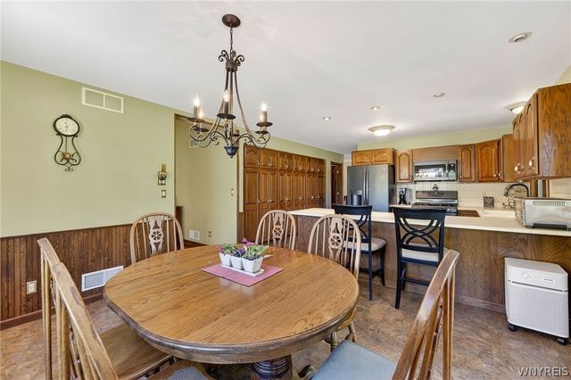 4119 Beach Ridge Road, Pendleton, NY 14120