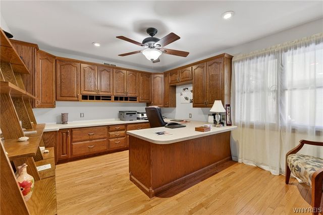 4119 Beach Ridge Road, Pendleton, NY 14120