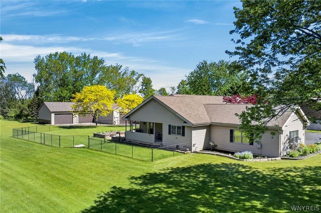 4119 Beach Ridge Road, Pendleton, NY 14120