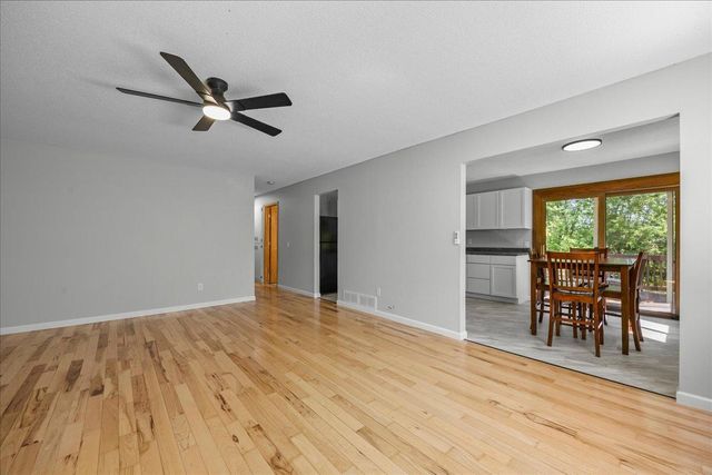 107 221st Avenue NW, Oak Grove, MN 55011
