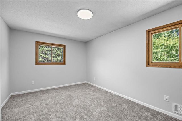 107 221st Avenue NW, Oak Grove, MN 55011