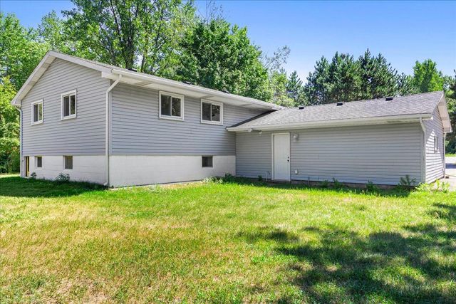 107 221st Avenue NW, Oak Grove, MN 55011