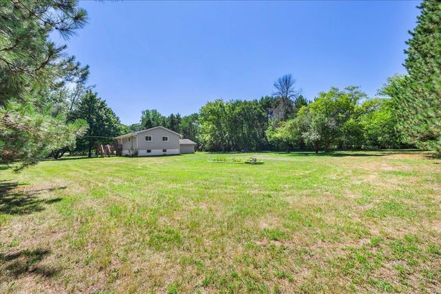107 221st Avenue NW, Oak Grove, MN 55011