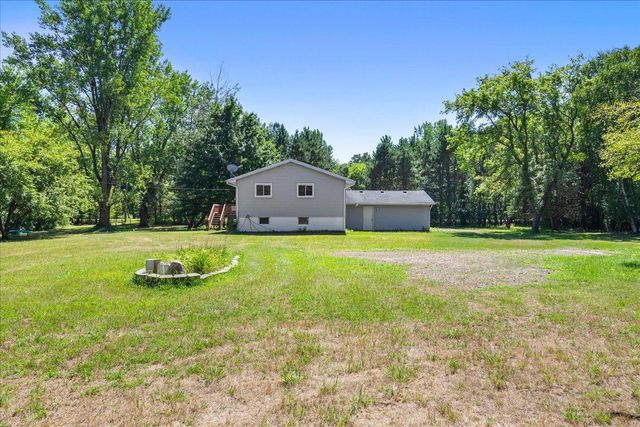 107 221st Avenue NW, Oak Grove, MN 55011