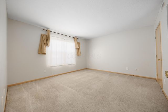 3906 Sandstone Circle, Powell, OH 43065