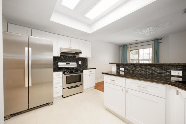 3906 Sandstone Circle, Powell, OH 43065