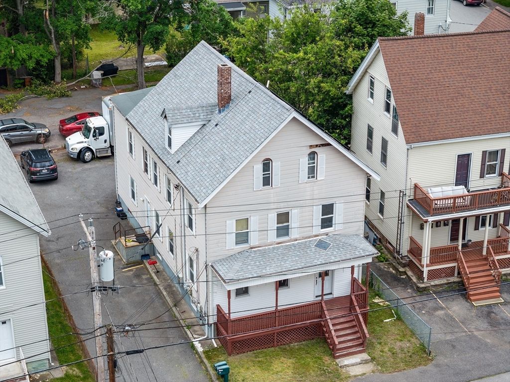 34 Grant St, Taunton, MA 02780