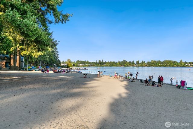 11110 20th Drive SE, Everett, WA 98208