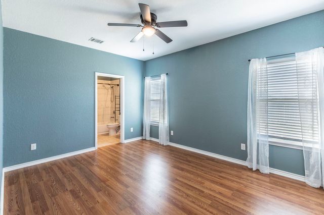 102 Ave B, Moody, TX 76557