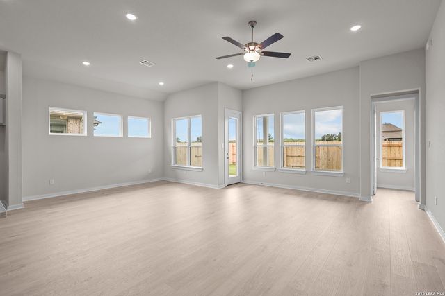 544 Paramus Park, Cibolo, TX 78108