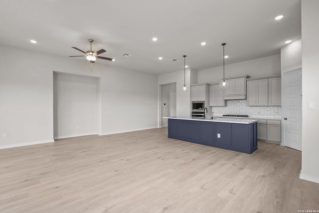 544 Paramus Park, Cibolo, TX 78108