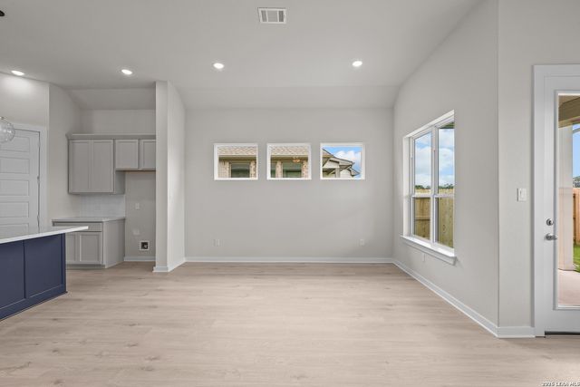 544 Paramus Park, Cibolo, TX 78108