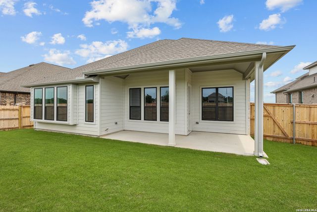 544 Paramus Park, Cibolo, TX 78108
