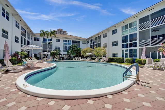 1461 S Ocean Boulevard 303, Lauderdale By The Sea, FL 33062