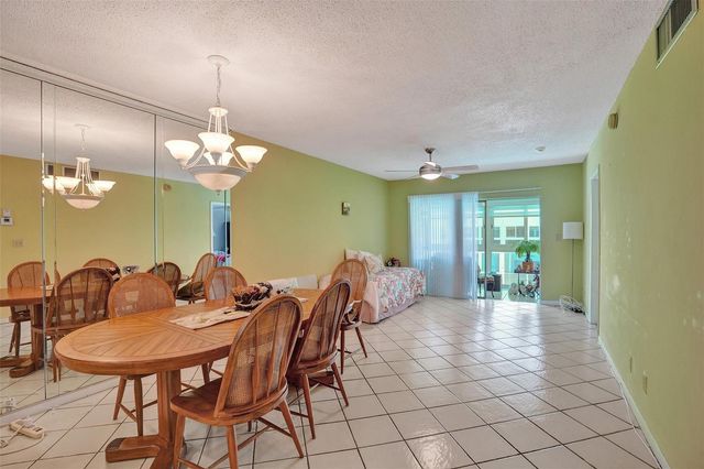 1461 S Ocean Boulevard 303, Lauderdale By The Sea, FL 33062