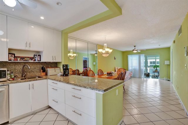 1461 S Ocean Boulevard 303, Lauderdale By The Sea, FL 33062