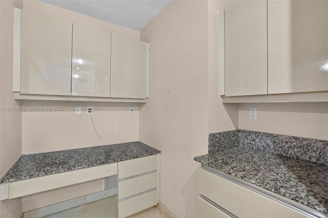 5757 Collins Ave 405, Miami Beach, FL 33140