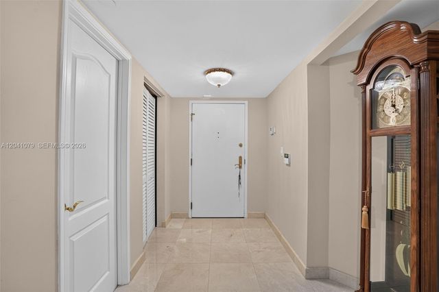 5757 Collins Ave 405, Miami Beach, FL 33140