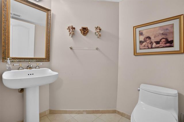 5757 Collins Ave 405, Miami Beach, FL 33140