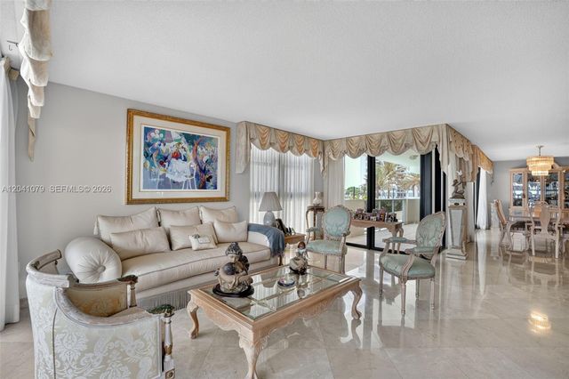 5757 Collins Ave 405, Miami Beach, FL 33140