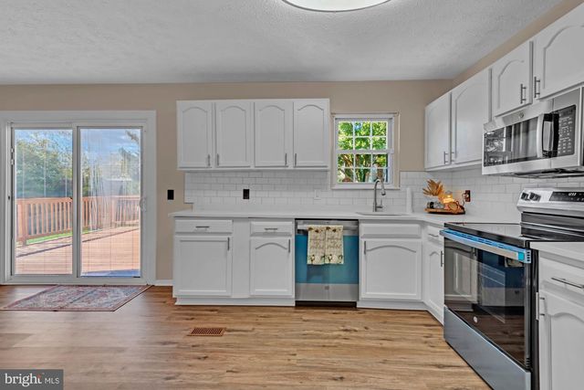 8566 KIM MARIE CT, Pasadena, MD 21122